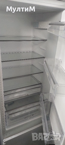 Хладилник с фризер за вграждане Frilec , снимка 2 - Хладилници - 52165689