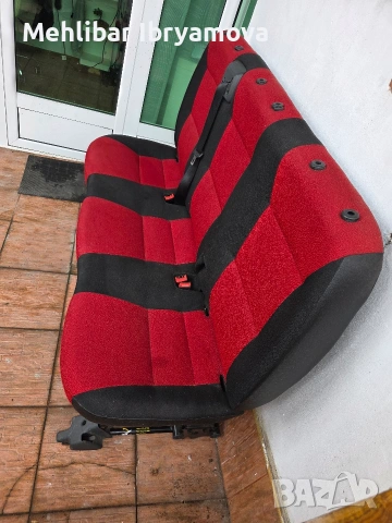 седалки тройка за Бус , снимка 2 - Аксесоари и консумативи - 53879631