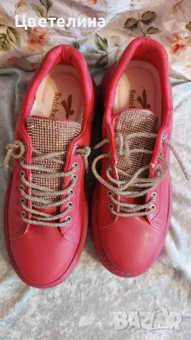 Цикламени, 37н, снимка 5 - Дамски ежедневни обувки - 49959317