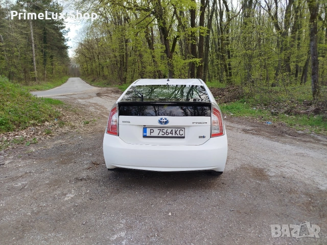 Toyota Prius, снимка 4 - Автомобили и джипове - 54173910