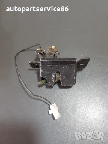 Заключващ механизъм на задния капак за Mazda 626 Хечбек (1999-2001) , снимка 3 - Части - 53700141