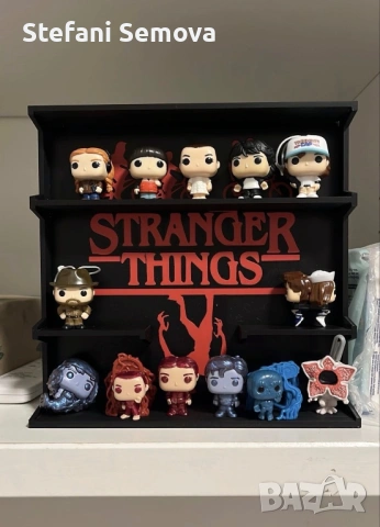 Stranger Things - Поставка за фигурки Kinder Joy