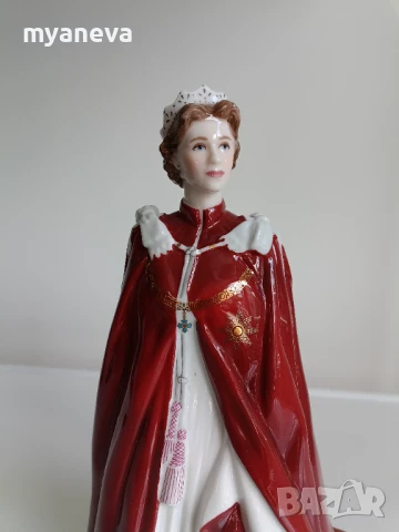 Порцеланова статуетка в чест на 80-ия рожден ден на кралицата , 2006 г. , снимка 2 - Статуетки - 50774867