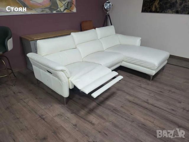 Светло кремав кожен ъглов диван с електрически релакс механизъм, снимка 7 - Дивани и мека мебел - 46475339