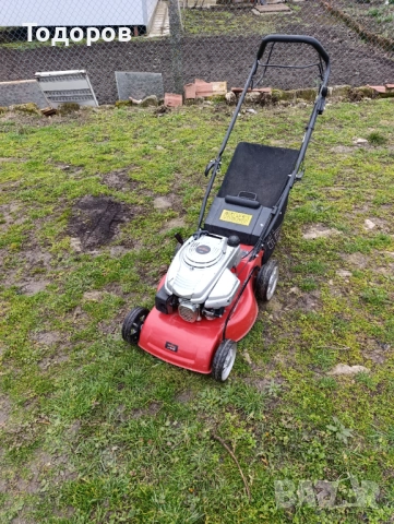 Бензинова косачка , снимка 4 - Градинска техника - 51939626