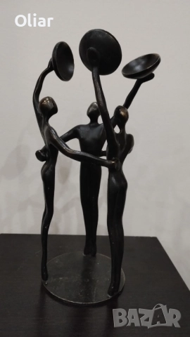 Винтидж декоративна статуетка "Три фигури" с модернистичен дизайн. Метал 