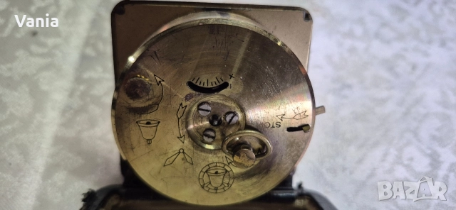 Стар механичен часовник , снимка 5 - Антикварни и старинни предмети - 52649013