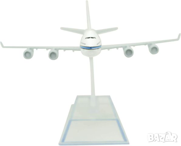 Бойнг 747 самолет модел макет Kuwait Airways метален лайнер, снимка 2 - Колекции - 45326719