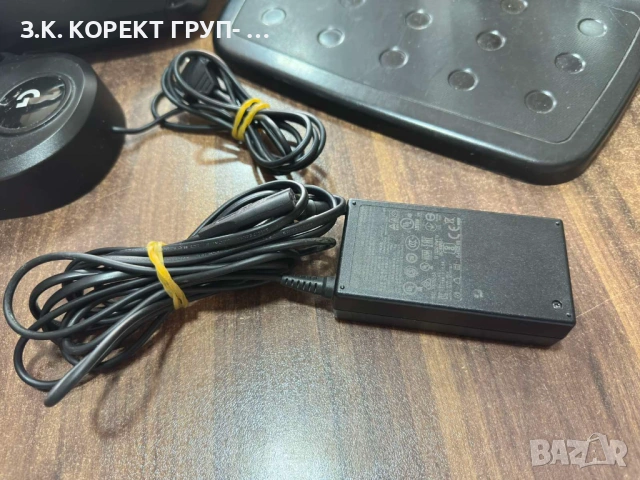 Волан Logitech G29 + скоростен лост (shifter) + педали, снимка 6 - Джойстици и геймпадове - 54155041