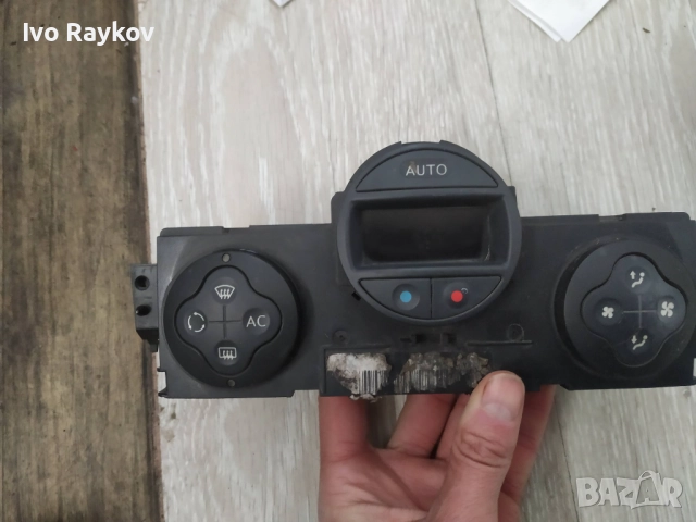 Панел климатроник за Renault Megane Scenic II , 69340005 8200070752, снимка 2 - Части - 52837257
