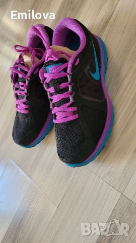 Дамски маратонки Nike Puma, снимка 2 - Маратонки - 46303657