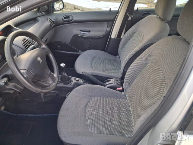 Peugeot 206 Седан 1.4i, снимка 14 - Автомобили и джипове - 39703562