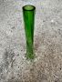 Стара зелена ваза тип усукан слонски крак, снимка 1 - Антикварни и старинни предмети - 45604551