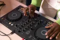 Pioneer Dj DDJ-FLX4 DJ контролер/Мостра, снимка 9