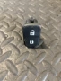 Бутон за централен заключващ механизъм за Volvo C70 2.4 БЕНЗИН (2008) 30773333, снимка 1