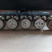 Продавам малък часовник будилник Ракета , снимка 3 - Антикварни и старинни предмети - 39438731