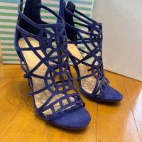 Дамски сандали, снимка 1 - Дамски елегантни обувки - 45539559