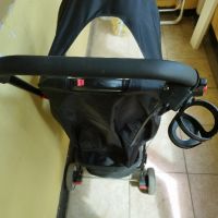 Лятна количка за бебе  много лека и удобна, снимка 1 - Детски колички - 45570111