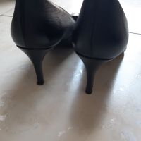 Черни кожени обувки Ted Baker, снимка 2 - Дамски обувки на ток - 45916084