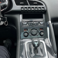 Peugeot 3008*2.0Hybrid*4x4*Panorama*Full, снимка 8 - Автомобили и джипове - 45071420