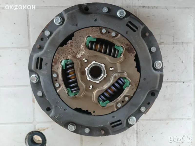 Съединител Демферен за Тойота  генерация 2019г, снимка 1