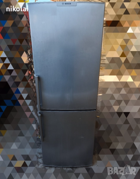 Хладилник с фризер Bosch, снимка 1