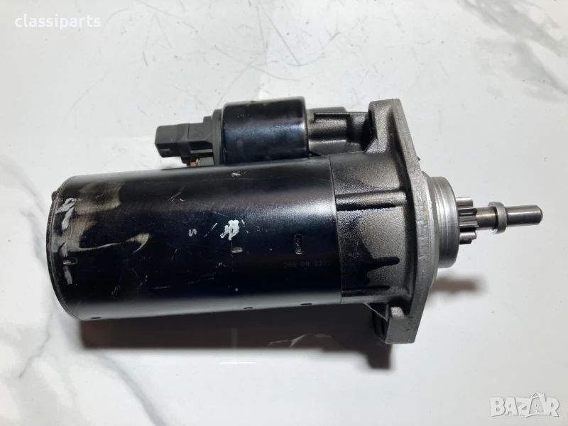Стартер Bosch Шкода Октавиа 1.9 SDI, 1.9 TDI, Фолксваген Транспортер Т4 2.4 D, Пасат комби 1.9 TDI, снимка 1