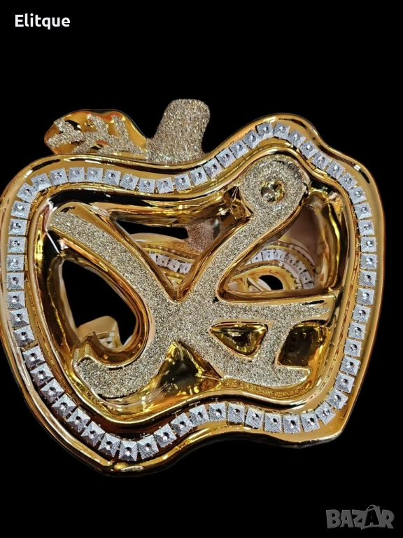 Луксозна статуетка в златисто и кристали, снимка 1