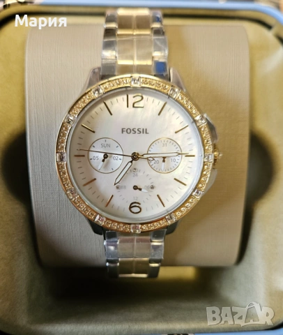 Нов дамски чаковник Fossil, снимка 2 - Дамски - 53884004