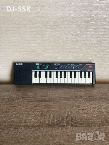 CASIO PT-12 VINTAGE MINI Mini Keyboard Synthesizer , снимка 1 - Синтезатори - 45142199