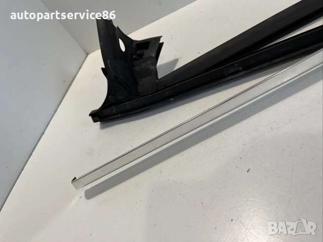 Декоративна лайсна за предна лява врата хром за Mercedes CLS W219 (2009), снимка 3 - Части - 53898987