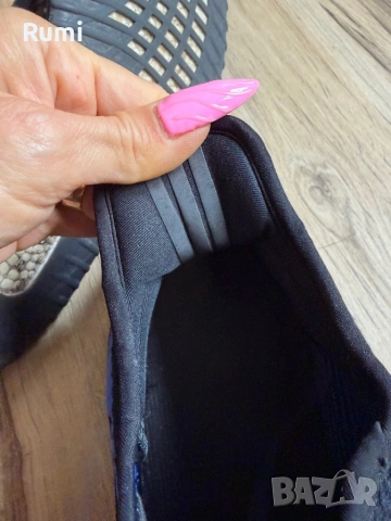 Оригинални черни маратонки Adidas Yeezy Boost 350 V2! 46 н, снимка 7 - Маратонки - 48489624