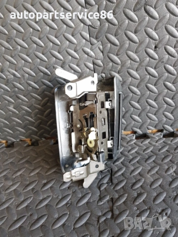 Вътрешна дръжка за отваряне на задна лява врата, черна за Mazda RX-8 RHD (2003-2008), снимка 3 - Части - 53612448