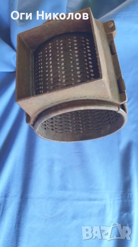 Старинна  мелачка за семена и зеленчуци, снимка 10 - Антикварни и старинни предмети - 51310451