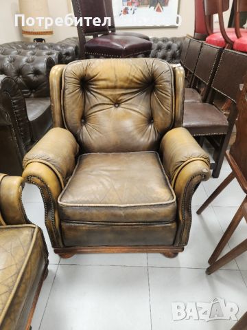 Кресло/фотьойл тип Честърфийлд, естествена кожа, цвят уиски.