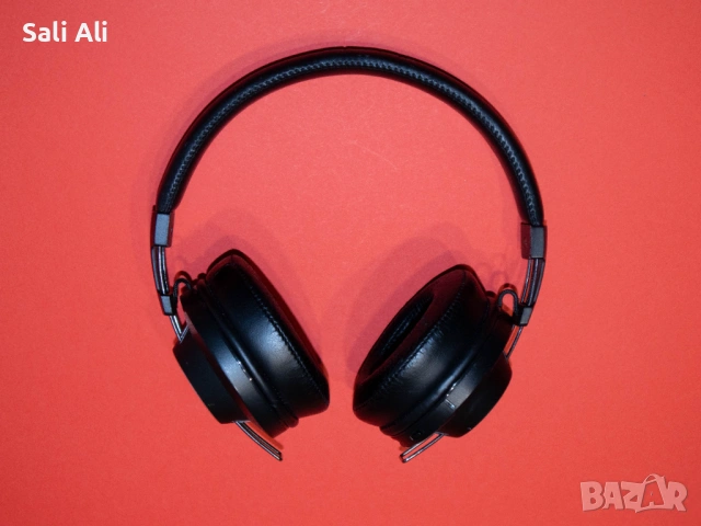 Razer Adaro Wireless слушалки, сменяеми възглавници, 15ч батерия, снимка 3 - Слушалки и портативни колонки - 53055899