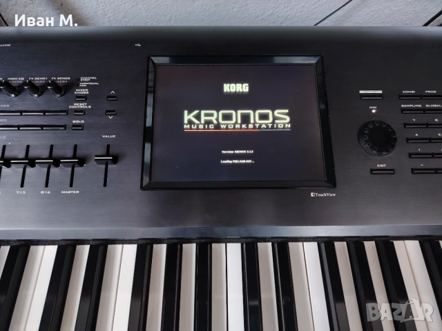 Продавам Корг Кронос 1 , снимка 5 - Синтезатори - 53615443