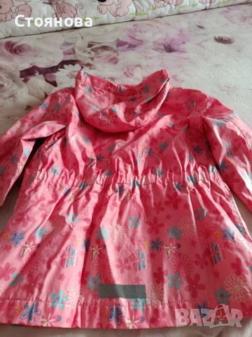 Дъждобран за момиченце, снимка 3 - Детски якета и елеци - 53602986