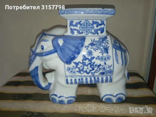 Поставка за саксия -слон