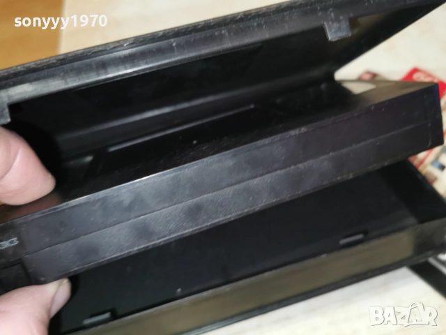 БЕГЛЕЦЪТ-VHS 2412251954, снимка 6 - Други жанрове - 52893589