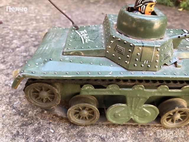 стара механична, ламаринена играчка ТАНК - MADE IN FRANCE, снимка 3 - Антикварни и старинни предмети - 45464125