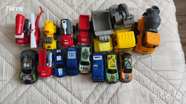 Пласт масови колички и камиончета