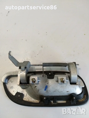 Задна лява външна дръжка за врата сребриста за Volvo S60 D5 (2007) , снимка 2 - Части - 53807134