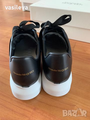 Оригинални маратонки Alexander Mcqueen39.5, снимка 3 - Маратонки - 46371306