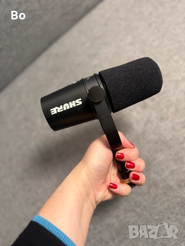 Shure MV7 микрофон – използван, работещ, с повреден жак, снимка 3 - Микрофони - 53414848