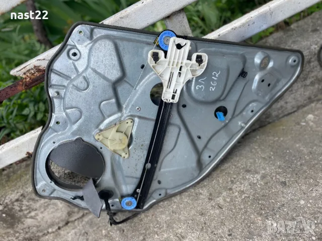 Заден ляв стъклоповдигач Фолскваген Поло 2004-2009 год, снимка 4 - Части - 50289422
