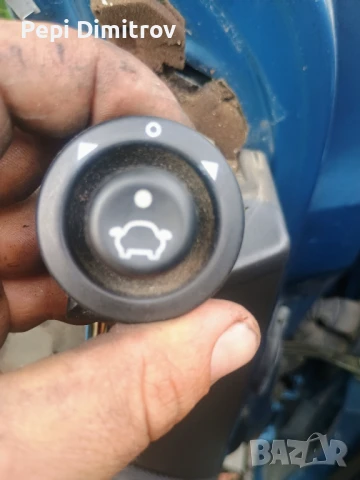 Превключвател за огледало FORD с номер на част 03L0A , снимка 3 - Части - 51293157
