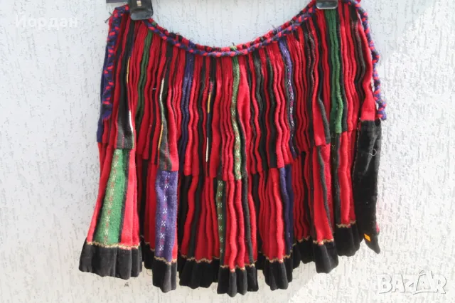 Пищимал /престилка от народна носия