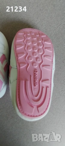 Маратонки за бебе - момиче и подарък блузка, снимка 4 - Бебешки обувки - 51377243