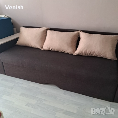 Голям разтегателен триместен диван , снимка 2 - Дивани и мека мебел - 52430332